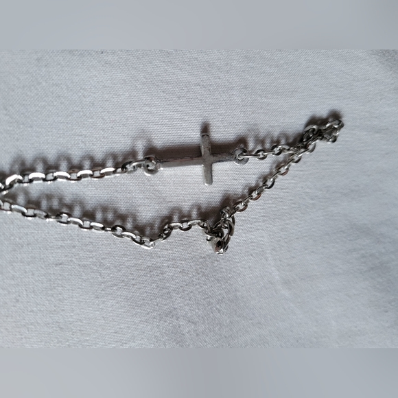 Necklace - Picture 4 of 7